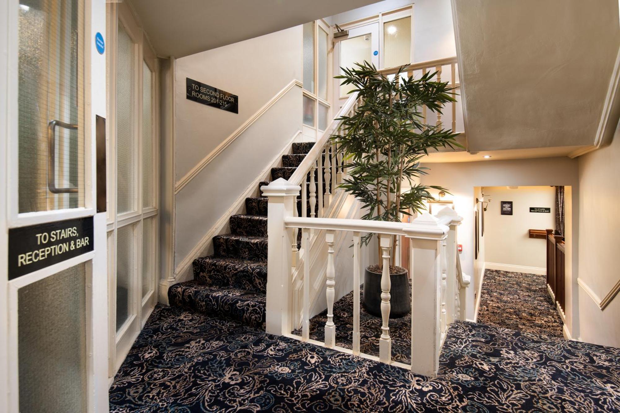 The Ambleside Inn - The Inn Collection Group ภายนอก รูปภาพ